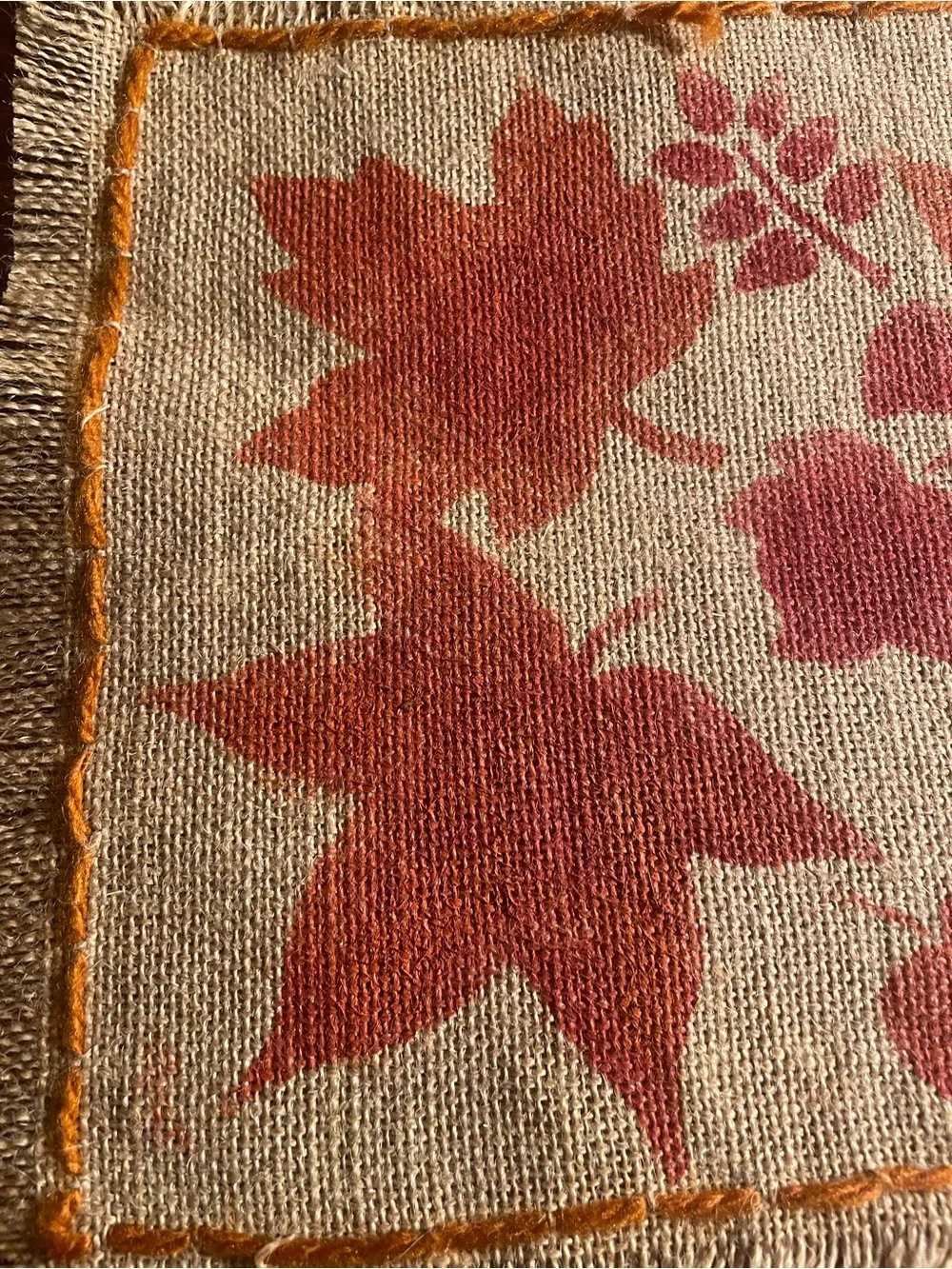 N/A beige burlap